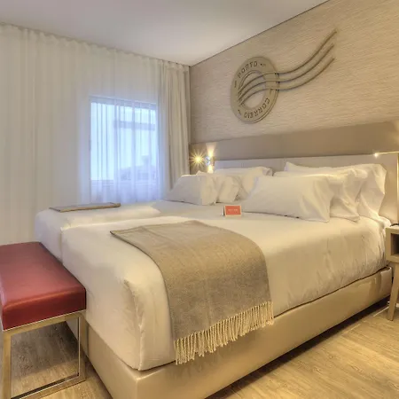Готель Nh Collection Batalha 4*