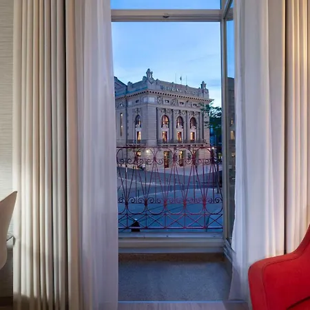 Готель Nh Collection Batalha 4*