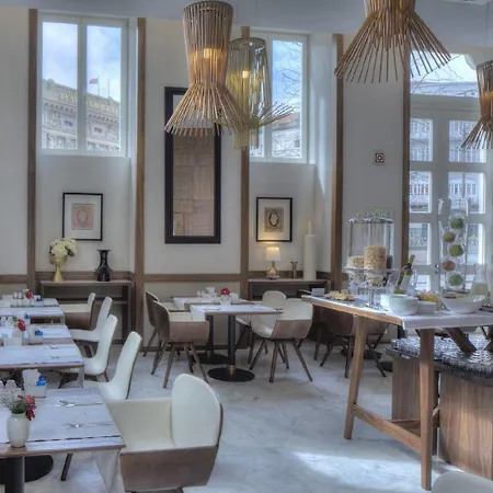 Nh Collection Batalha Hotel 4*